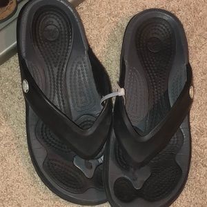 Crocs Flip Flop Men’s 7 Woman’s 9 black